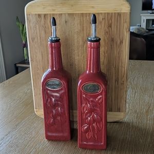 Oil and vinegar containers